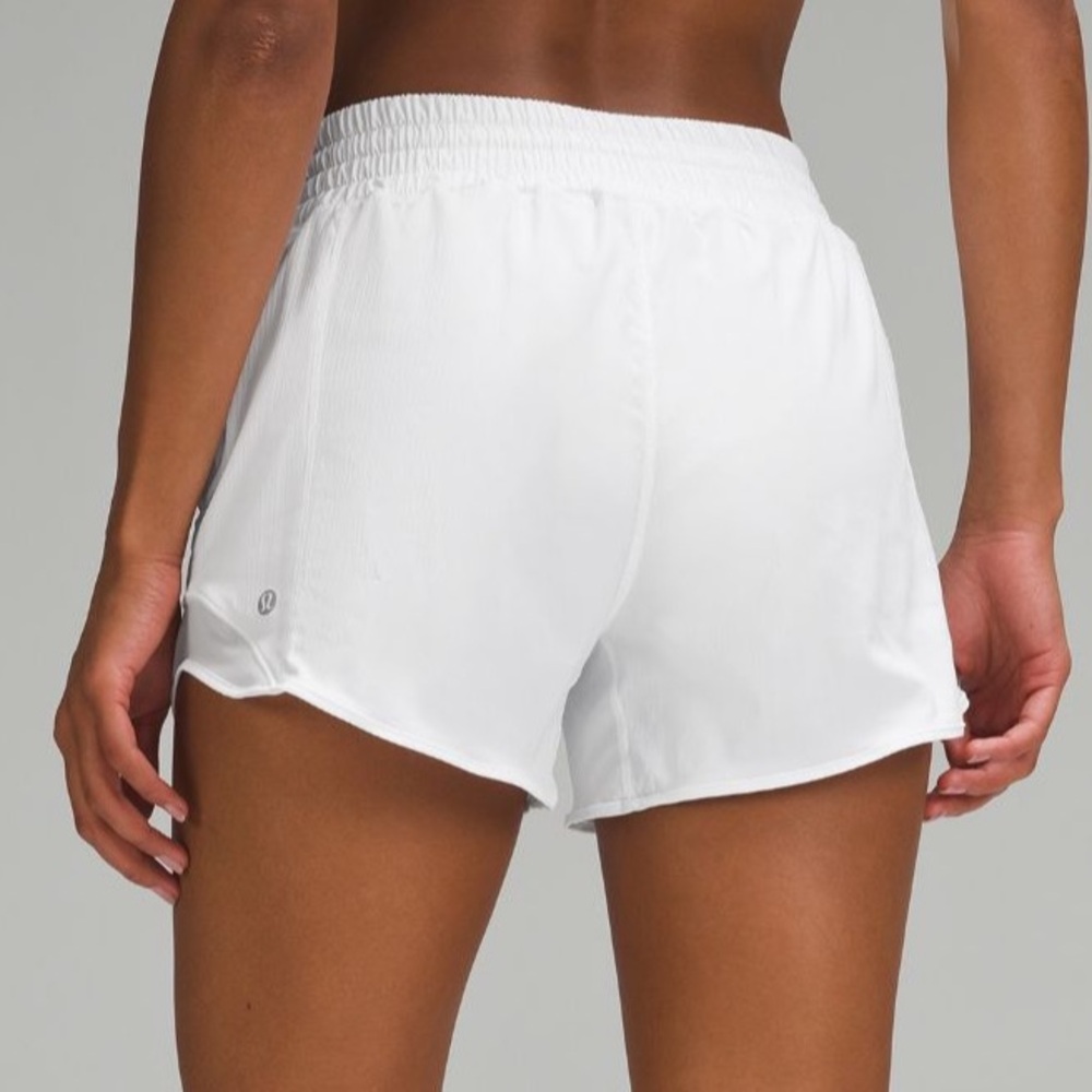 Lululemon Hotty Hot Shorts - Picture 7 of 7